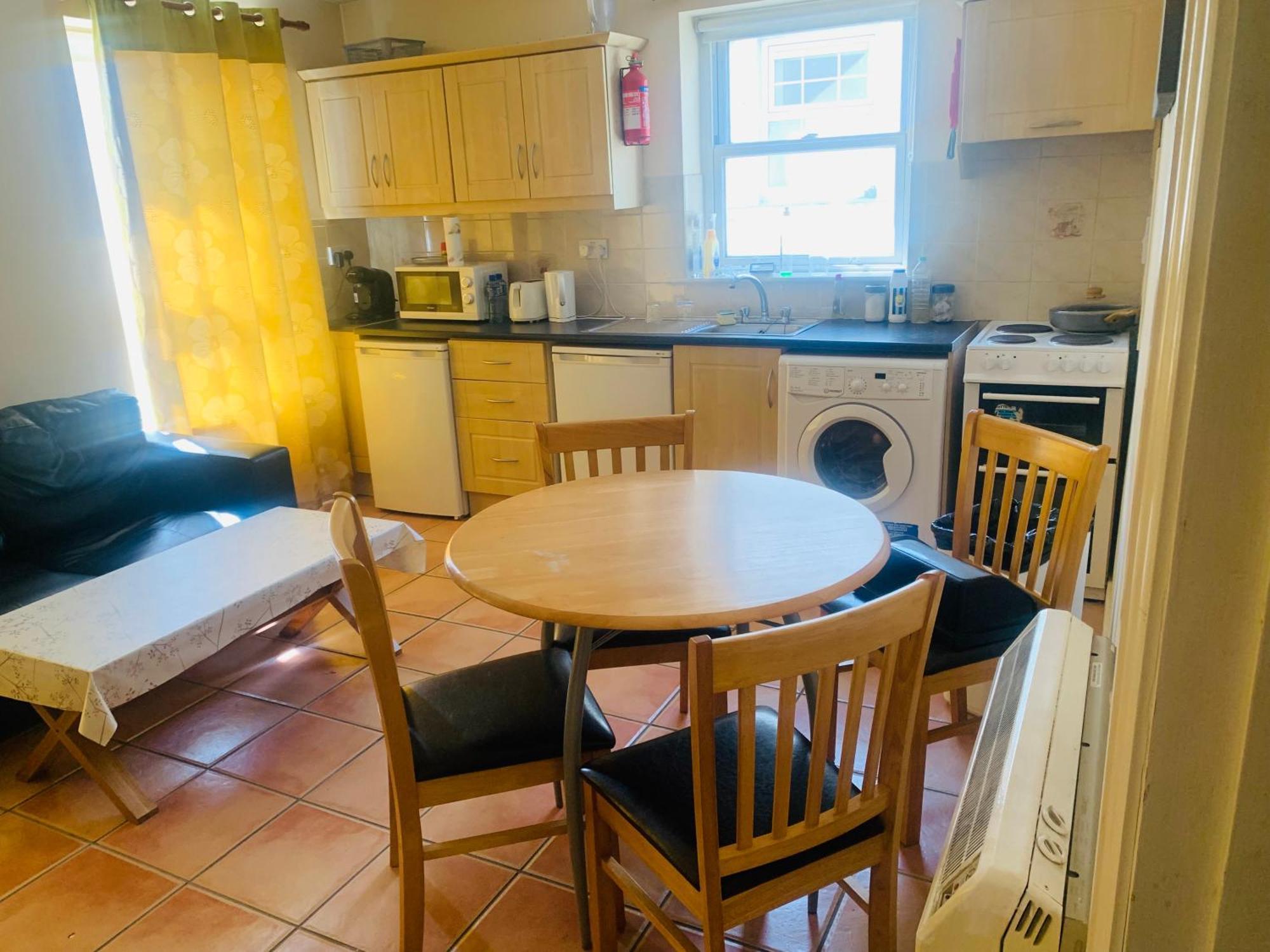 Sea View Flat Cobh Apartment Exterior photo